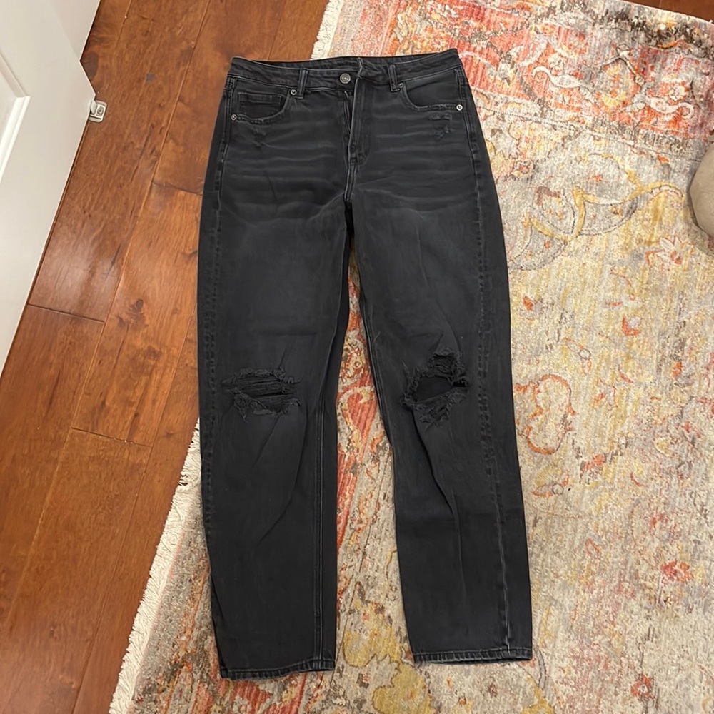 Black American Eagle Mom Jeans